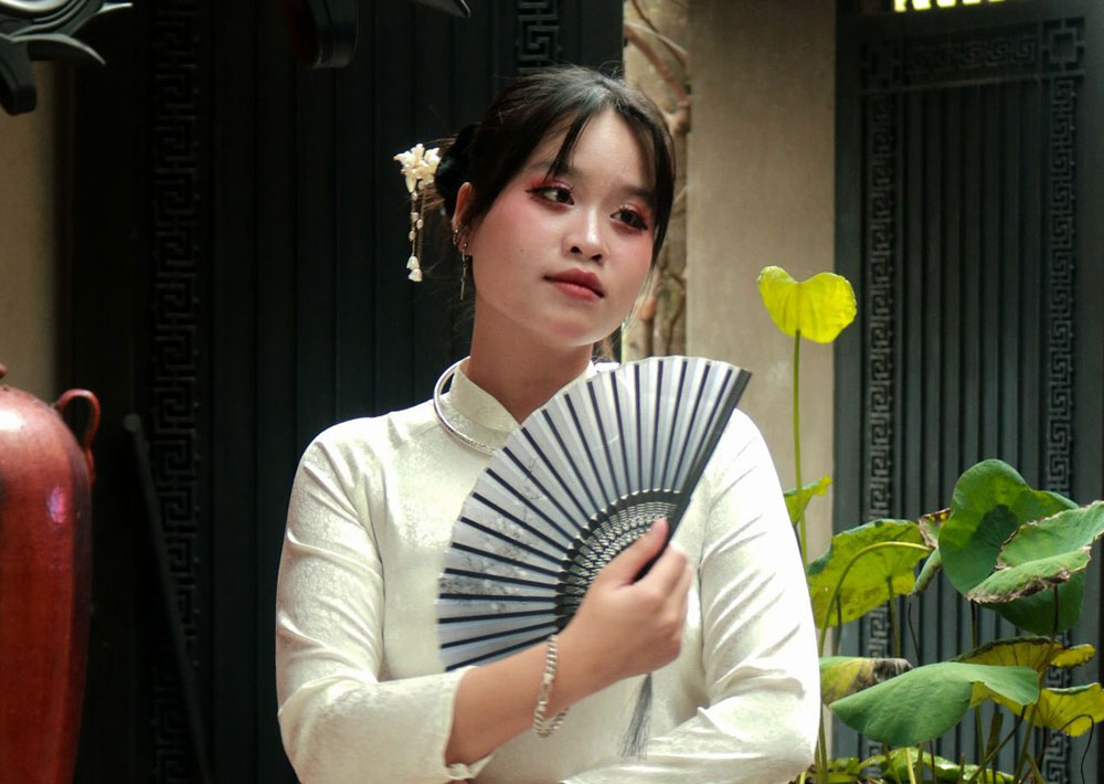 Hà Anh - Ca Sĩ